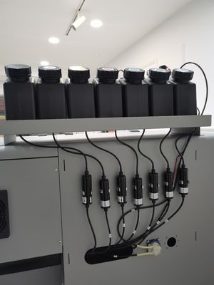 CMYKWWWW Ink Color UV Printer A1 6090 2 in 1 Macchina per la pubblicità e il branding 24 pollici